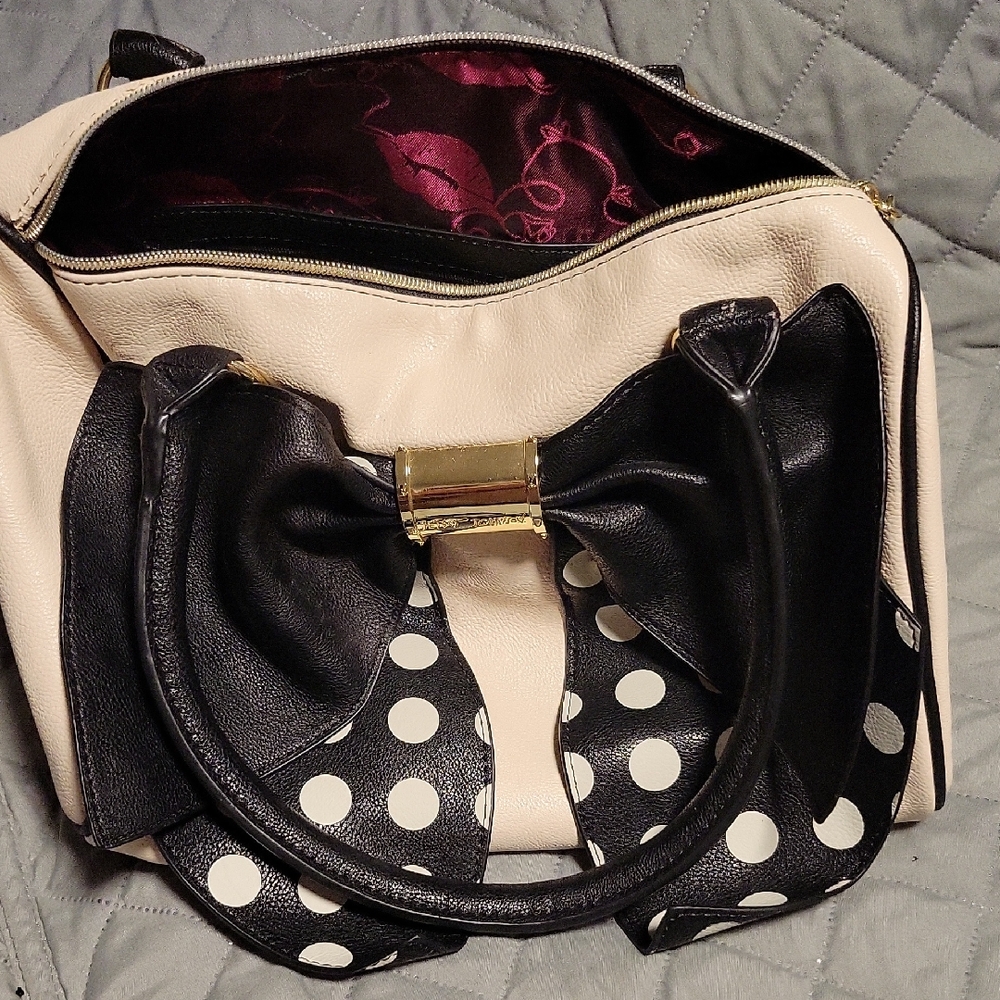 Elegant Black and Cream Bow Tote Bag
